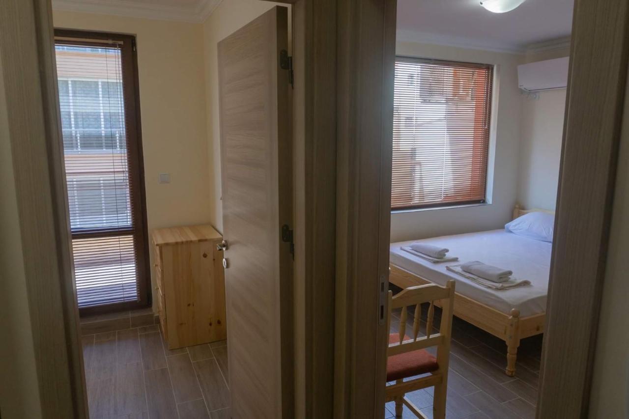 Rent Apartments Martin Beach Pomorie Exterior photo