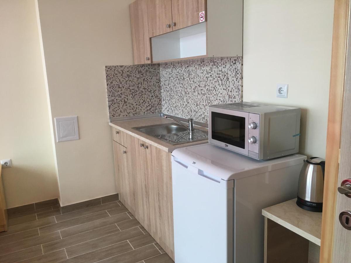 Rent Apartments Martin Beach Pomorie Exterior photo